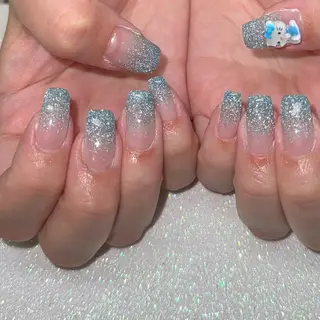 ネイル VIERU 🌈🎀💖のネイルデザイン