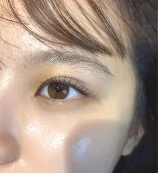 マツエク・マツパ 日比野 紅杏のヘアスタイル