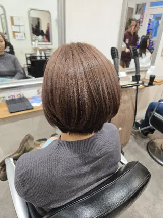 カラー ショート 暖色🍎透明感カラー 🩵小林かりんのヘアスタイル