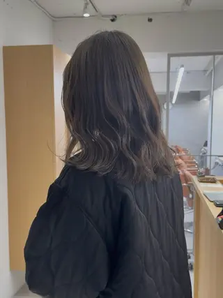 ミディアム カラー noa/ 渋谷のヘアスタイル