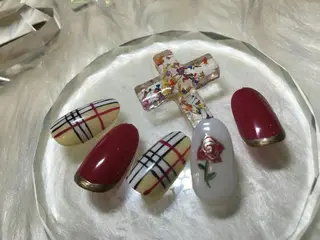 ネイル ティーエヌ 金山駅東口店のネイルデザイン