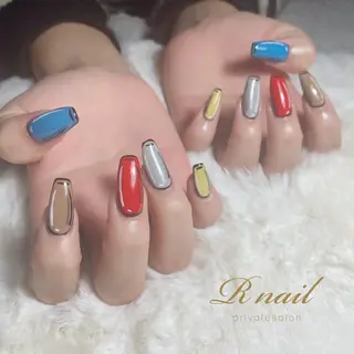 ネイル R nailのネイルデザイン