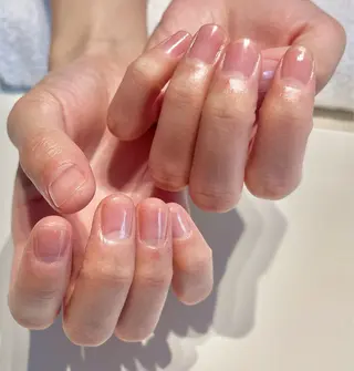 ネイル 自爪とネイルケア専門サロン　プリナチュール所属・吉岡 泉のネイルデザイン