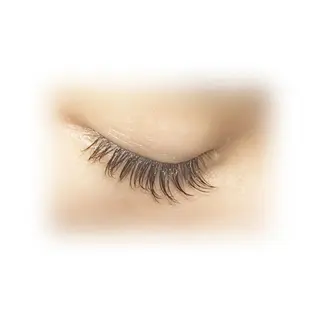 マツエク・マツパ Loops 目黒店所属・菅原 麻衣のマツエク・マツパデザイン