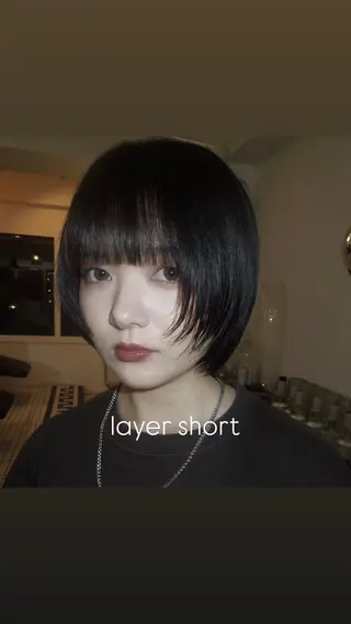 ミディアム タマキ/似合わせ カット/Wカラーのヘアスタイル