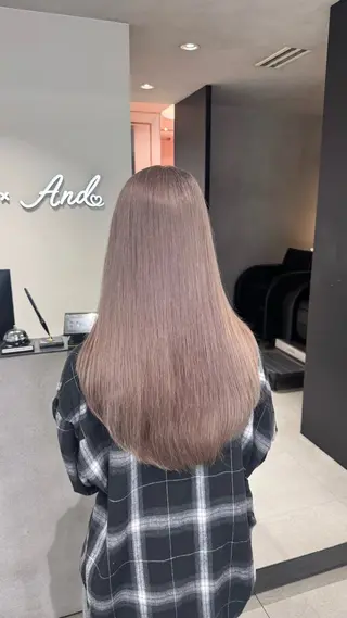 ロング カラー 🇰🇷韓国風ハイ トーンKANA🖤のヘアスタイル