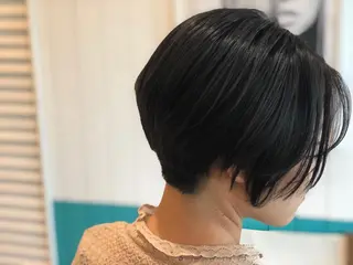 ショート Snaly カラー特化ページのヘアスタイル