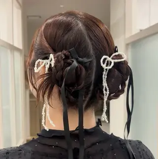 ミディアム ヘアアレンジ🪽🎀 艶カラー/天王寺のヘアスタイル