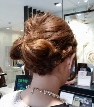 ヘアアレンジ ミディアム 秋山 幸太のヘアスタイル