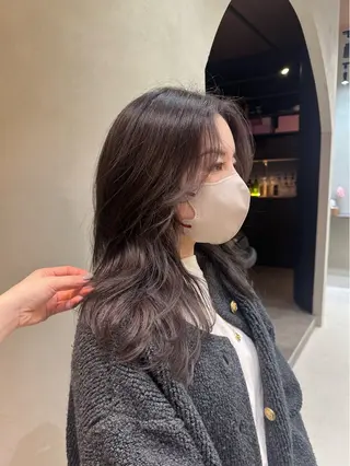 セミロング カラー a-o横浜所属・色落ちまでキレイに！ ！女性サロンのヘアスタイル