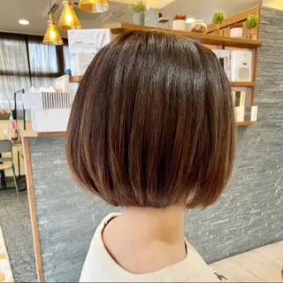 セミロング 加藤 実穂のヘアスタイル