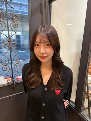 セミロング カラー しおり🍬 KOKORO🤍のヘアスタイル