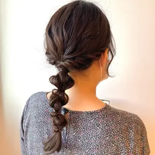 セミロング 尾籠 美幸 （オゴモリ ミユキ）のヘアスタイル