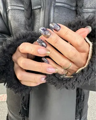 ネイル kiii.__ ✴︎*のネイルデザイン