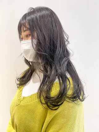 セミロング カラー 圧倒的透明感カラー nana🦕のヘアスタイル
