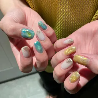 ネイル Ami 🦥のネイルデザイン