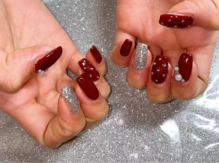 ネイル VIERU 🌈🎀💖のネイルデザイン