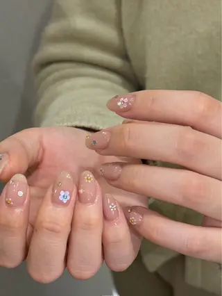 ネイル Hanni ANA.CHUOのネイルデザイン