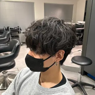 ミディアム パーマ メンズ 🐦‍🔥フェザーパ ーマ🐦‍🔥きるやのヘアスタイル