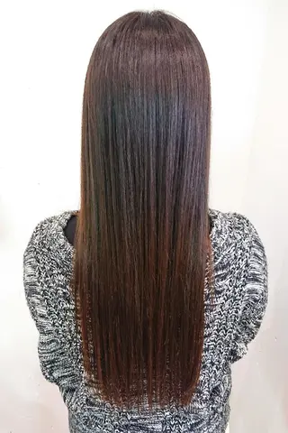 ロング カラー LINK所属・山口 彩海のヘアスタイル