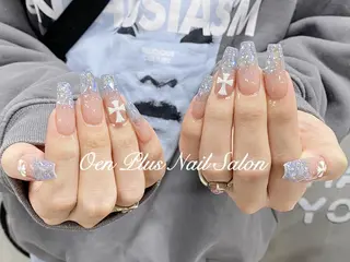 ネイル One Plus キキのネイルデザイン