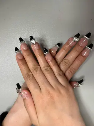 ネイル nail.salon .Reversalのネイルデザイン