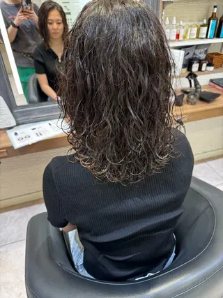 セミロング 🐺ウルフ× ハイトーン🐺MOEのヘアスタイル