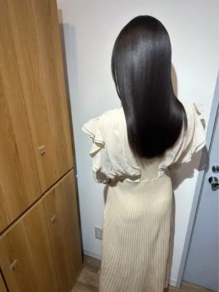ロング 新 心寧のヘアスタイル