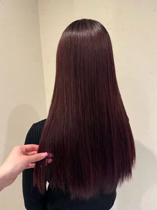 ロング カラー 内沼 恵留菜のヘアスタイル