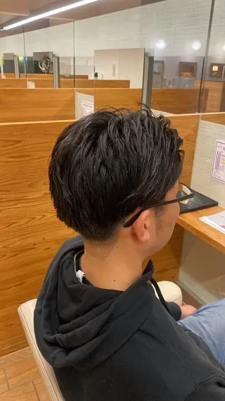 メンズ 菊池唯愛 暖色カラー / メンズカットのヘアスタイル