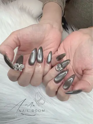 ネイル Aura nail room所属・Lu naのネイルデザイン