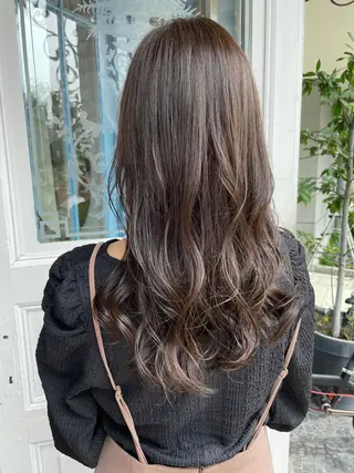 ロング カラー 渡辺 瑠美のヘアスタイル