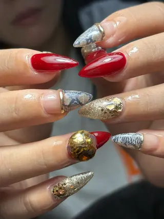 ネイル ✴︎ Delightのネイルデザイン