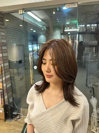 セミロング regalo 森重ユウのヘアスタイル