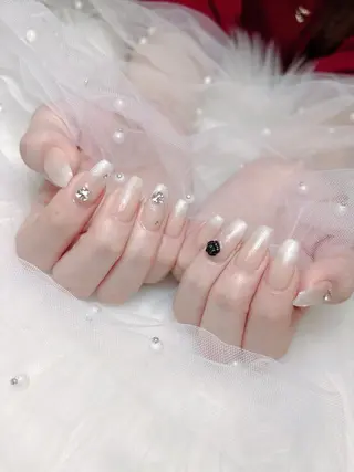 ネイル エルバイノリコ🤍 小澤パラジェル取扱店のネイルデザイン