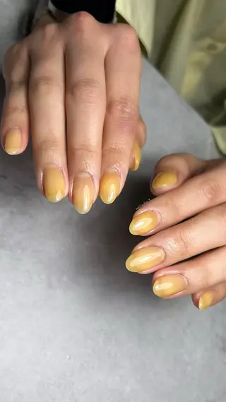 ネイル 関山 志乃のネイルデザイン