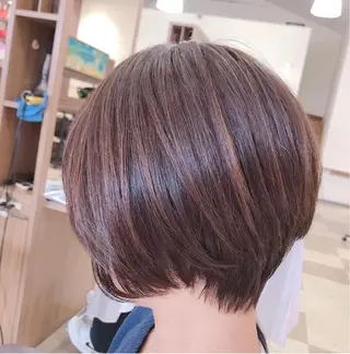 ショート カラー 蟹江 聡太✨レイヤーカットのヘアスタイル