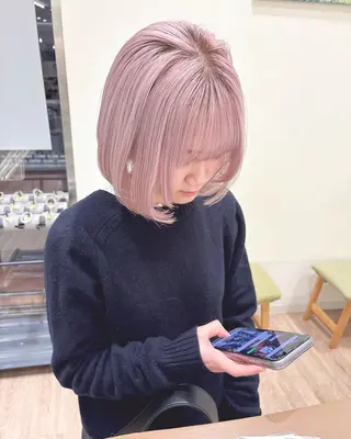 ミディアム カラー ケアブリーチ 坪井佑樹のヘアスタイル