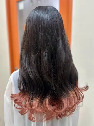 カラー 八馬 那由多のヘアスタイル