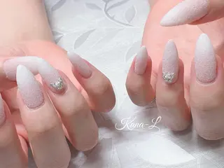 ネイル 芦辺 香奈のネイルデザイン