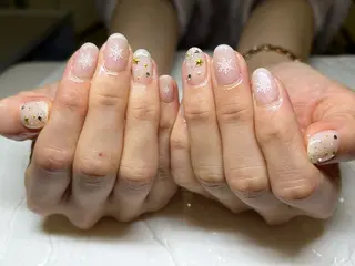 ネイル minoriba ひばりヶ丘駅北口店所属・ネイリスト ももこのネイルデザイン