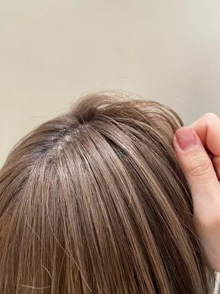 ミディアム カラー ベージュ/アレンジ /横浜/杉本千夏のヘアスタイル