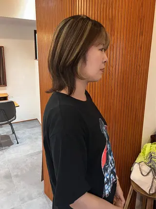 ミディアム toi【トワ】所属・安達 俊亮のヘアスタイル