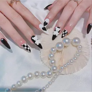 ネイル Queen Nail 柏店　クイーンネイルのネイルデザイン