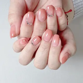 ネイル Queens PUPUのネイルデザイン