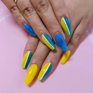 セミロング ネイル 《LB》ラブリエ Nail&eyeのマツエク・マツパデザイン