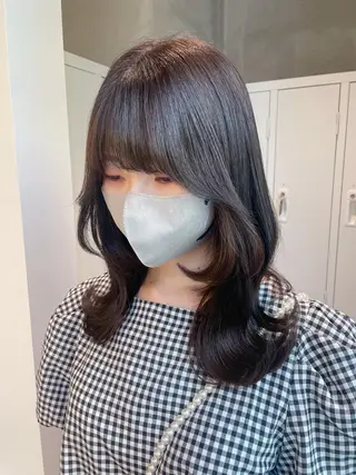 セミロング 銀座／レイヤーカット 🤍内野すみれのヘアスタイル