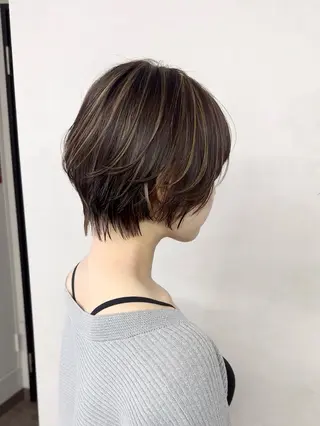 ショート 🦖こみなと みゆ🦖のヘアスタイル
