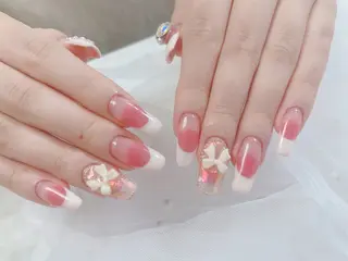 ネイル ネイルサロンエクラ 🫧Shizukaのネイルデザイン