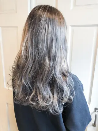 ミディアム カラー LA KING GINZA TOKYO所属・🧡ショートの達人 🧡SHOのヘアスタイル